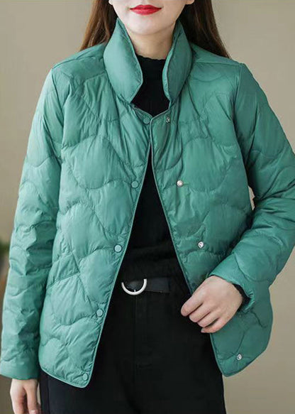 Effortlessly Elegant Coat with a Timeless Design
