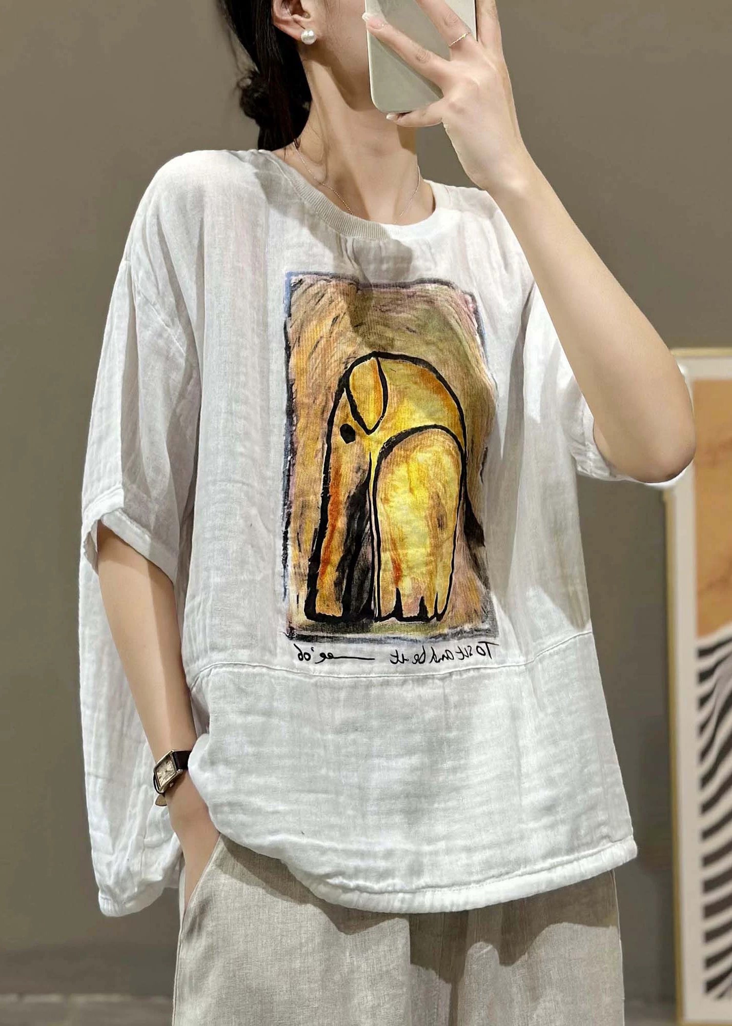 Classic Vintage Shirt with a Flattering Fit
