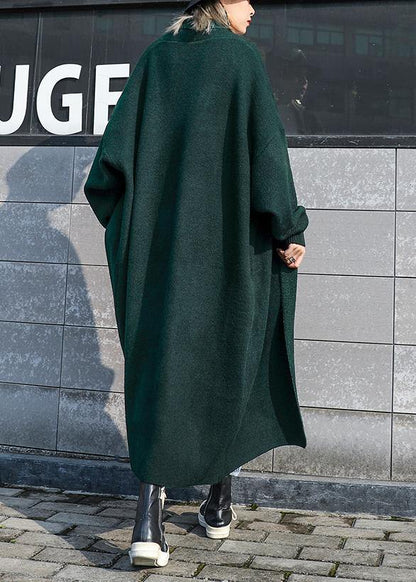 Sophisticated Coat with a Clean Classic Look