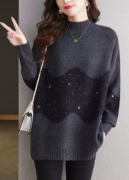 Well Tailored Sweater with a Graceful Silhouette