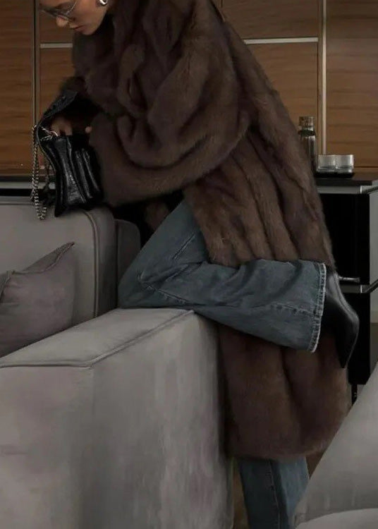 Sophisticated Coat with a Clean Classic Look