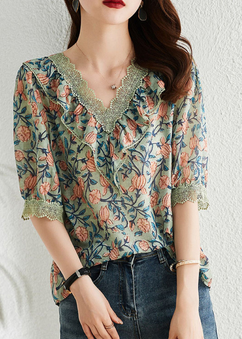 A Vintage Style Top with Delicate Timeless Details