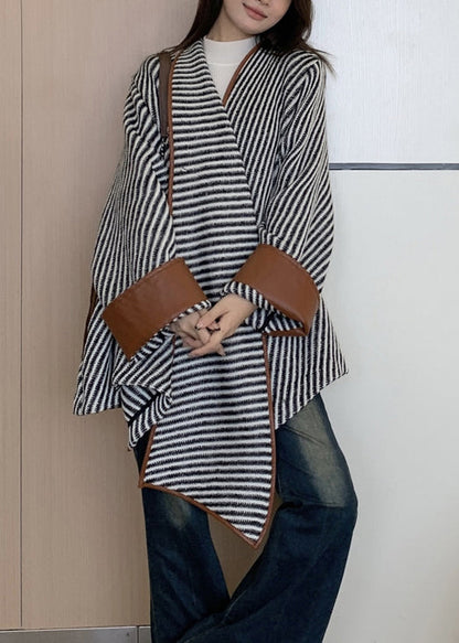 Well Tailored Coat with a Graceful Silhouette