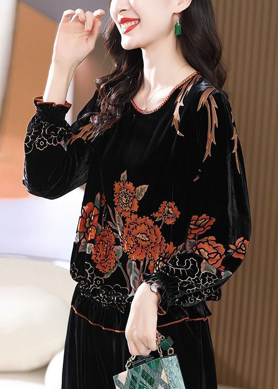 Polished Top with an Effortless Classic Look
