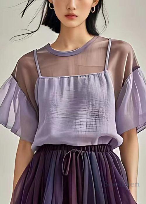 Effortlessly Elegant Top with a Timeless Design