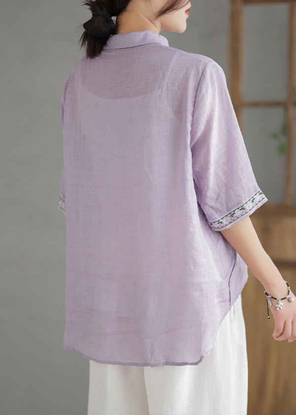 Classic Vintage Shirt with a Flattering Fit