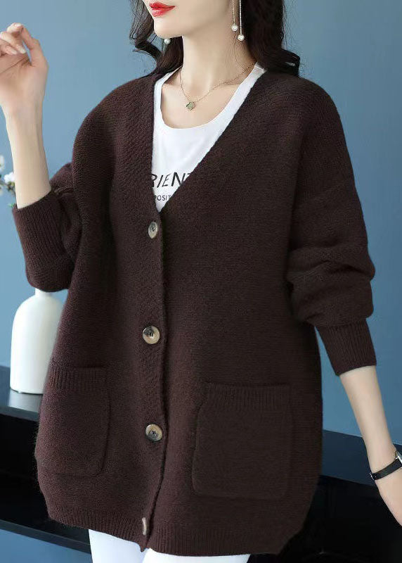 Classic Vintage Cardigan with a Flattering Fit