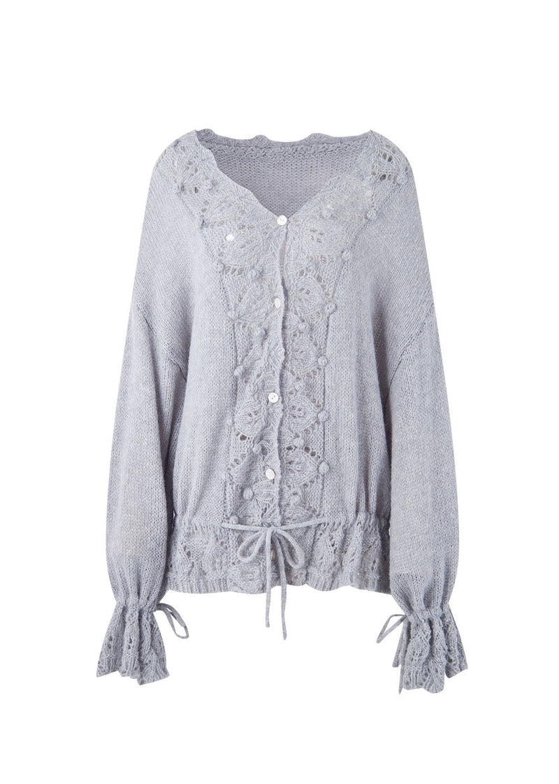 Effortlessly Elegant Sweater with a Timeless Design