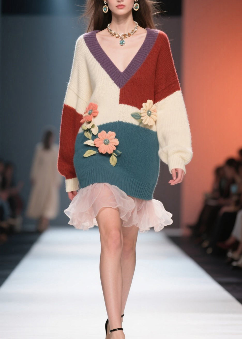 Well Tailored Sweater with a Graceful Silhouette