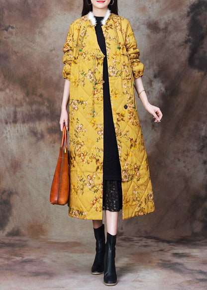 Gracefully Styled Coat for Any Occasion