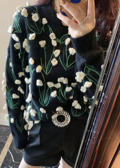 Sophisticated Sweater with a Clean Classic Look