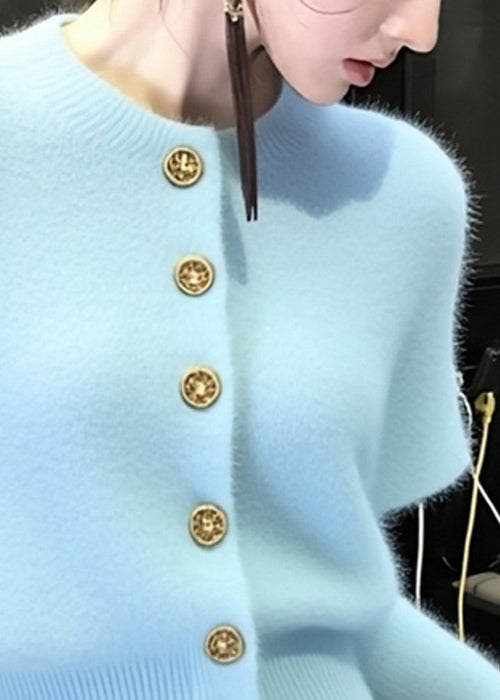 Beautifully Crafted Sweater in a Classic Style
