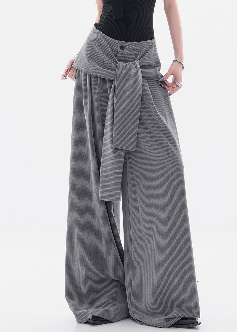 Classic Vintage Pants with a Flattering Fit