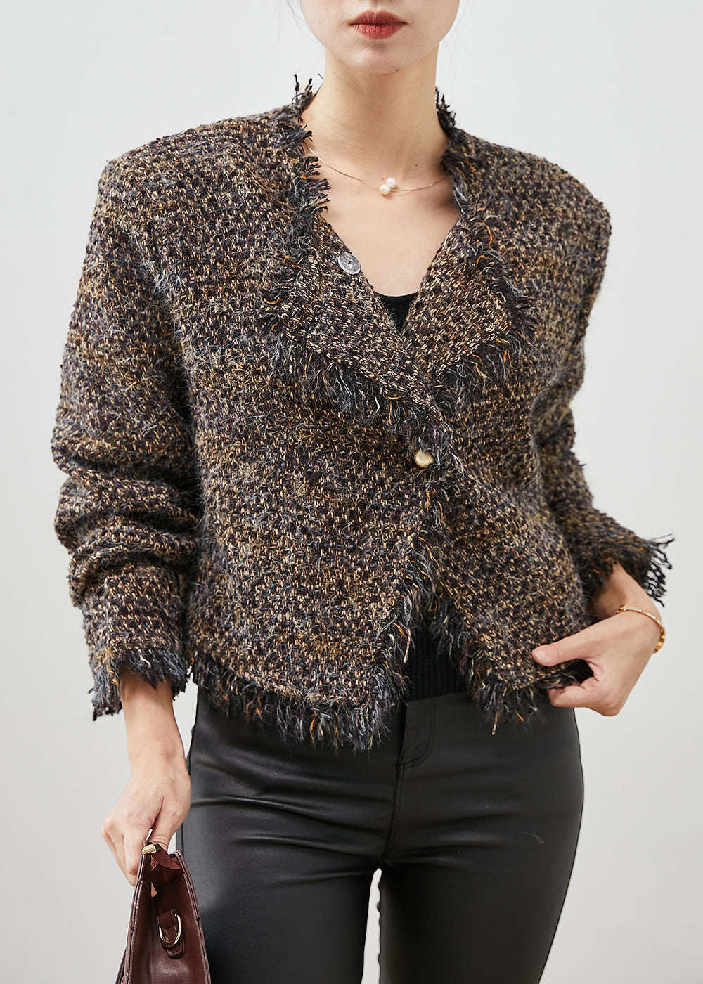 Well Tailored Coat with a Graceful Silhouette