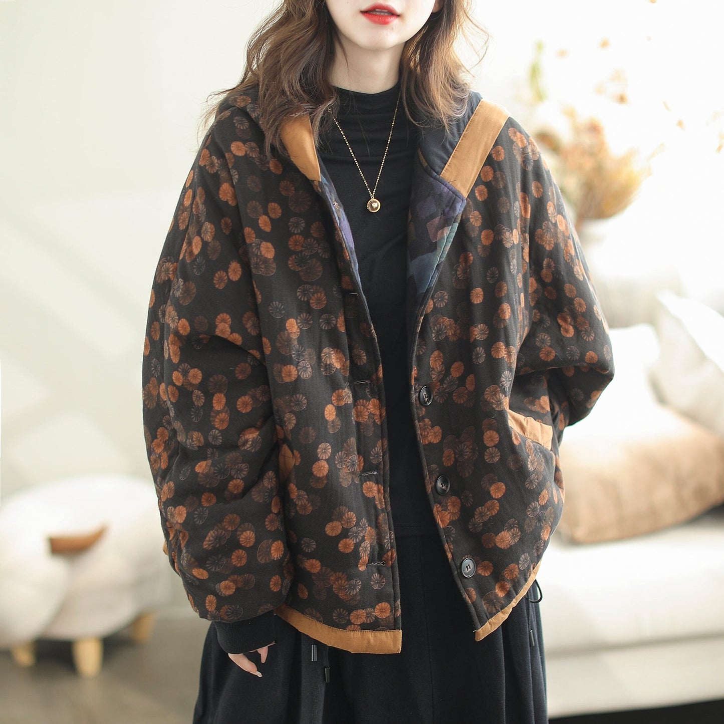 Elegantly Styled Coat for Everyday Wear