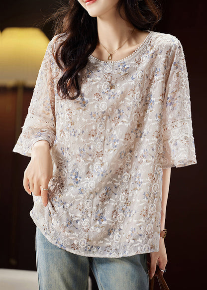 Classic Vintage Shirt with a Flattering Fit