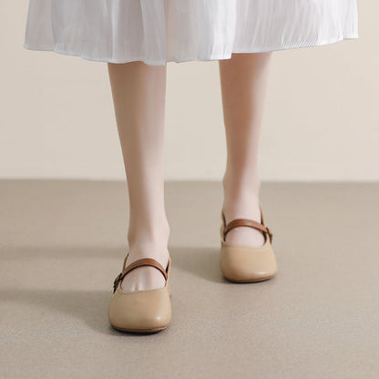 Graceful Orthopedic Loafers for Modern Look