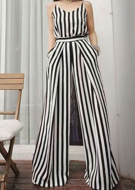 Well Tailored Pants with a Graceful Silhouette