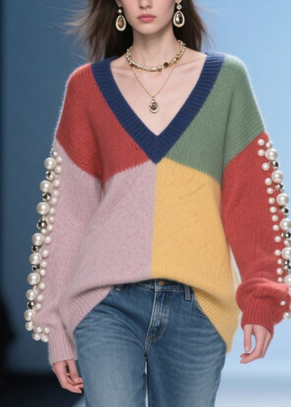 Classic Vintage Sweater with a Flattering Fit