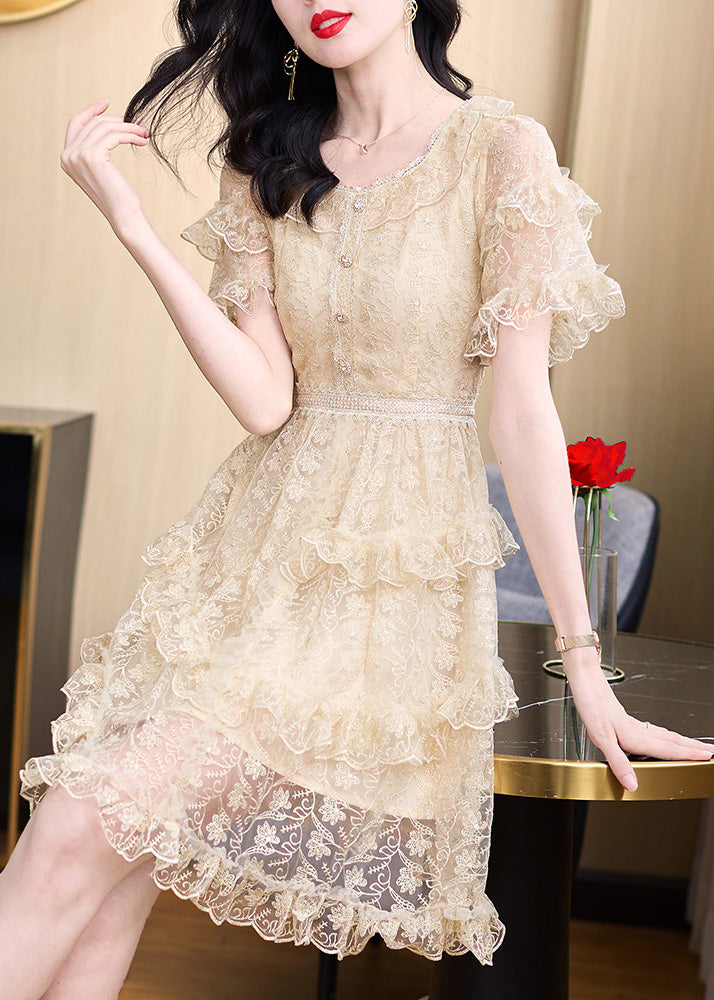 Effortlessly Elegant Dress with a Timeless Design