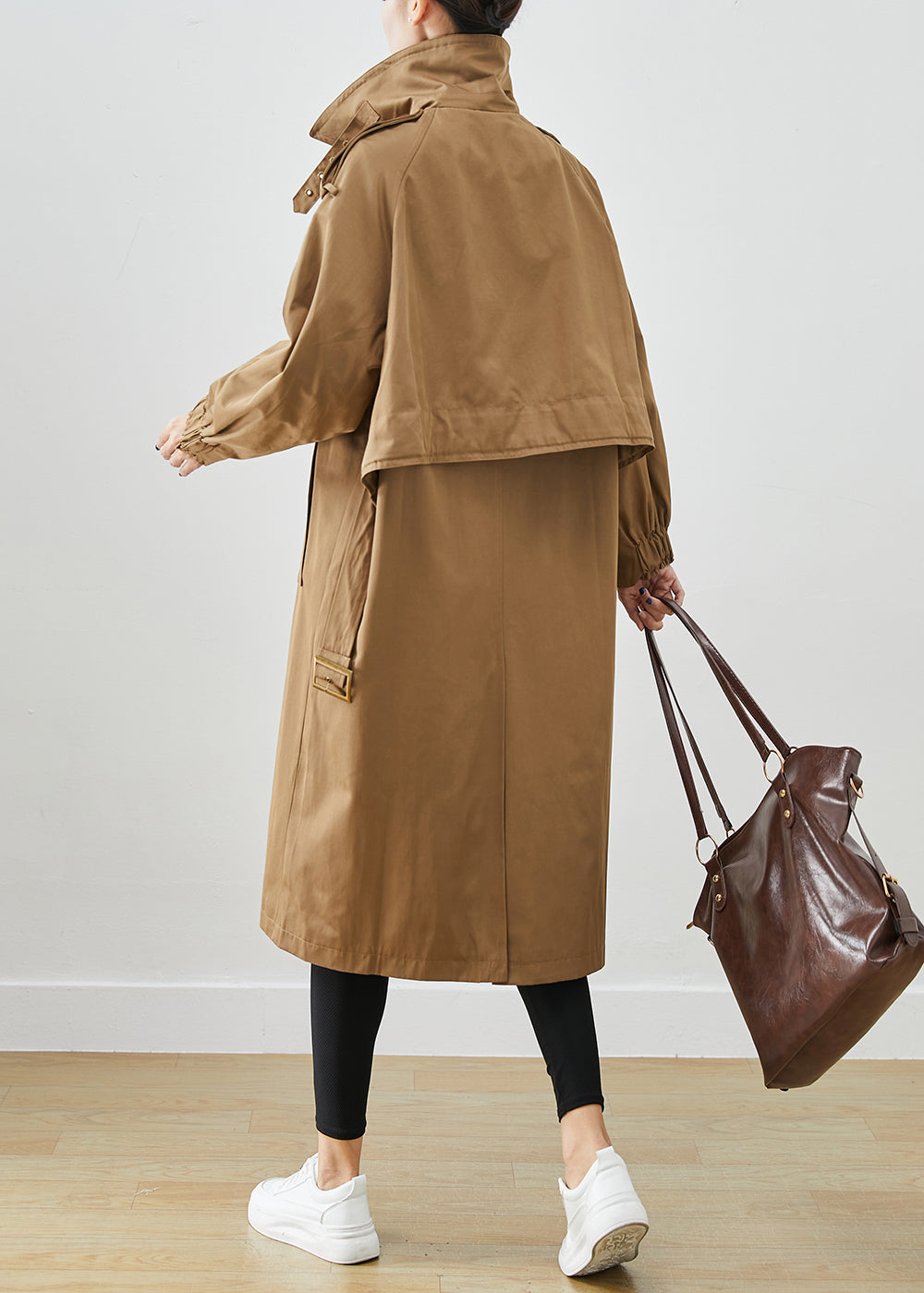 Well Tailored Coat with a Graceful Silhouette