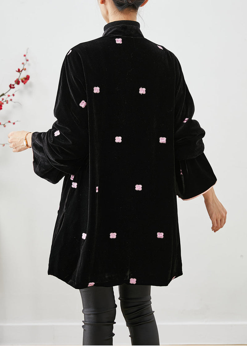 Sophisticated Coat with a Clean Classic Look