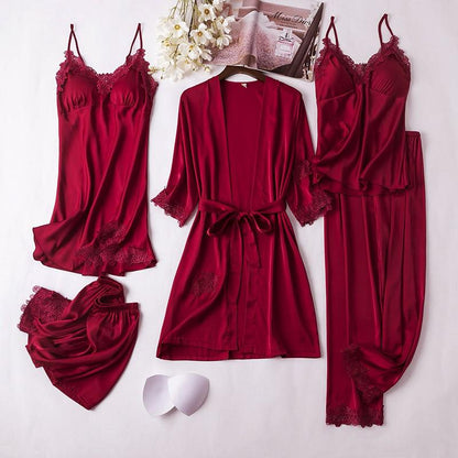 Finely Styled Garment with a Classic Vintage Look
