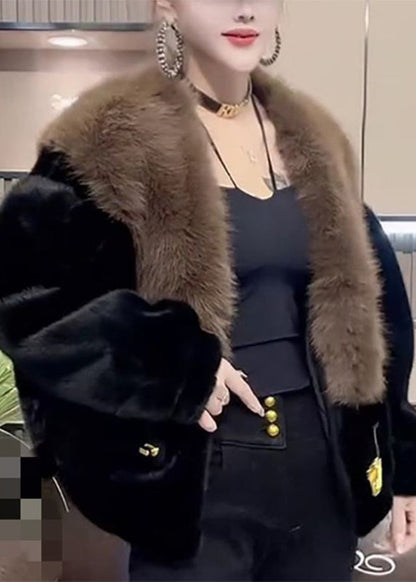 Sophisticated Coat with a Clean Classic Look