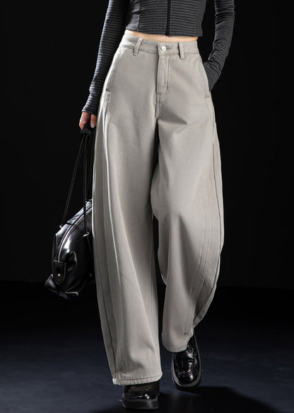 Sophisticated Pants with a Clean Classic Look