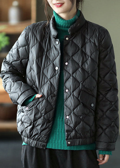 Effortlessly Elegant Coat with a Timeless Design