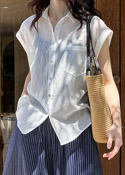 Classic Vintage Blouse with a Flattering Fit