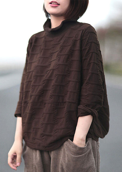 Classic Vintage Shirt with a Flattering Fit