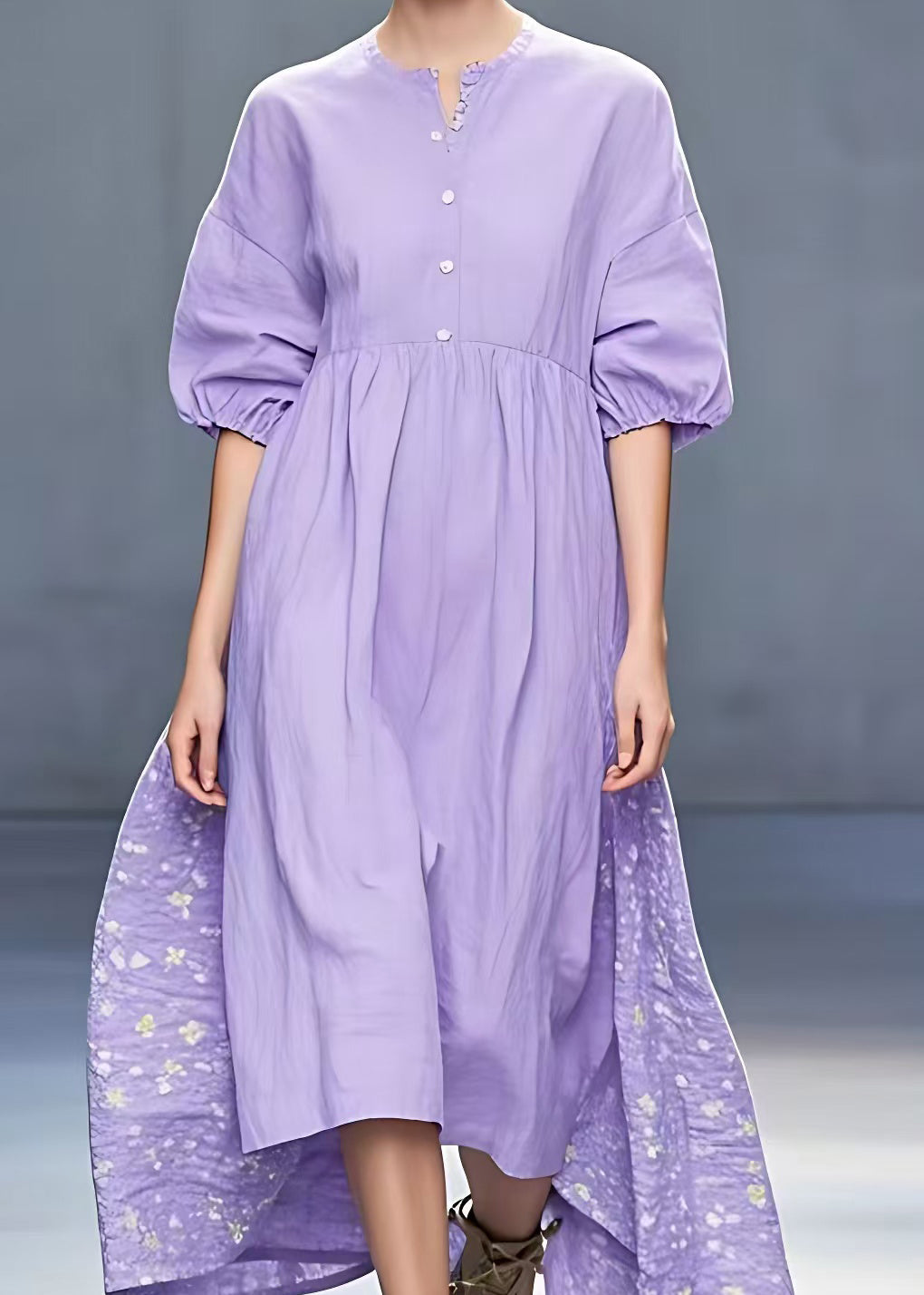 Beautifully Finished Dress in a Timeless Design