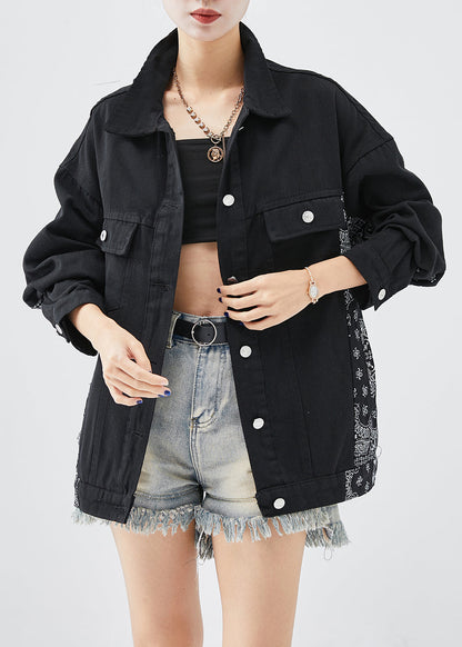 Effortlessly Elegant Coat with a Timeless Design