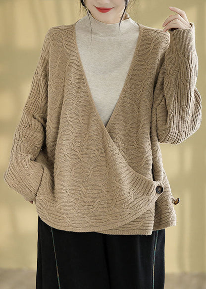 Well Tailored Sweater with a Graceful Silhouette