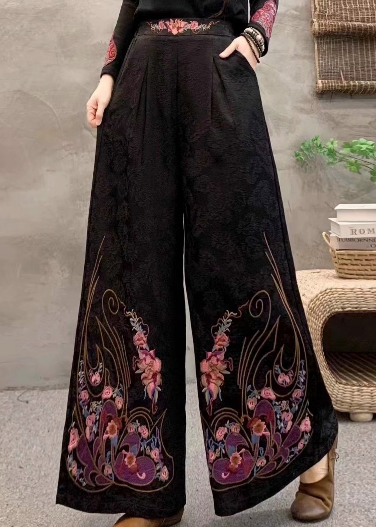 Elegantly Styled Pants for Everyday Wear