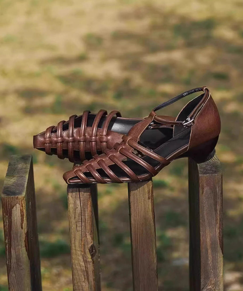 Graceful Orthopedic Sandals for Modern Look