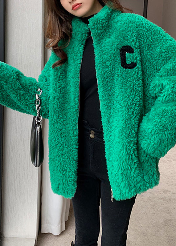 Effortlessly Elegant Coat with a Timeless Design