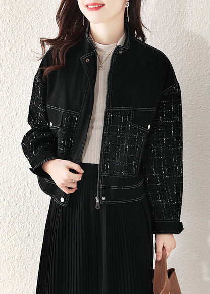 Elegantly Styled Coat for Everyday Wear