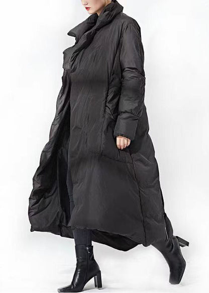 Well Tailored Coat with a Graceful Silhouette