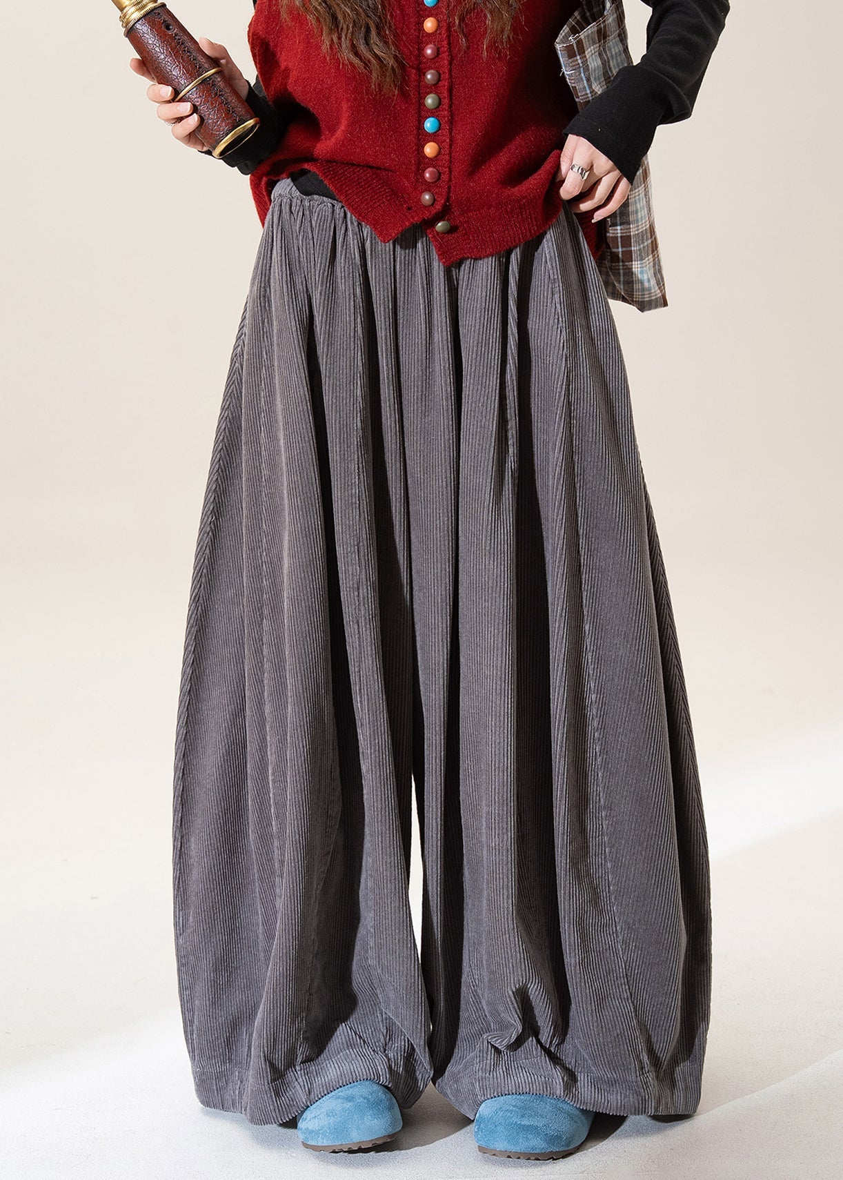 Classic Vintage Pants with a Flattering Fit