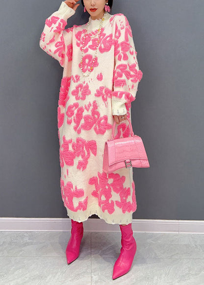 Well Tailored Sweater with a Graceful Silhouette