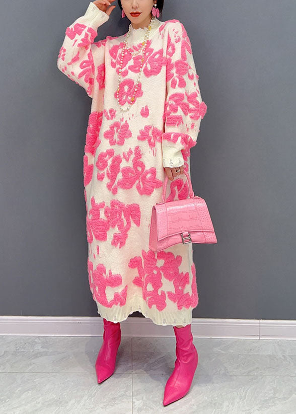 Well Tailored Sweater with a Graceful Silhouette