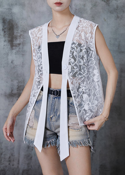 Effortlessly Elegant Top with a Timeless Design