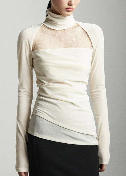 Effortlessly Elegant Top with a Timeless Design