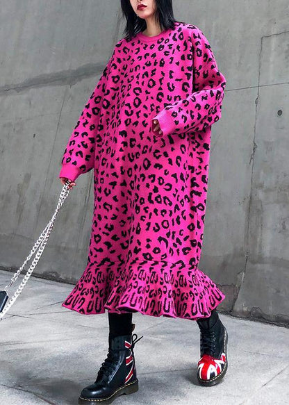 Well Tailored Sweater with a Graceful Silhouette