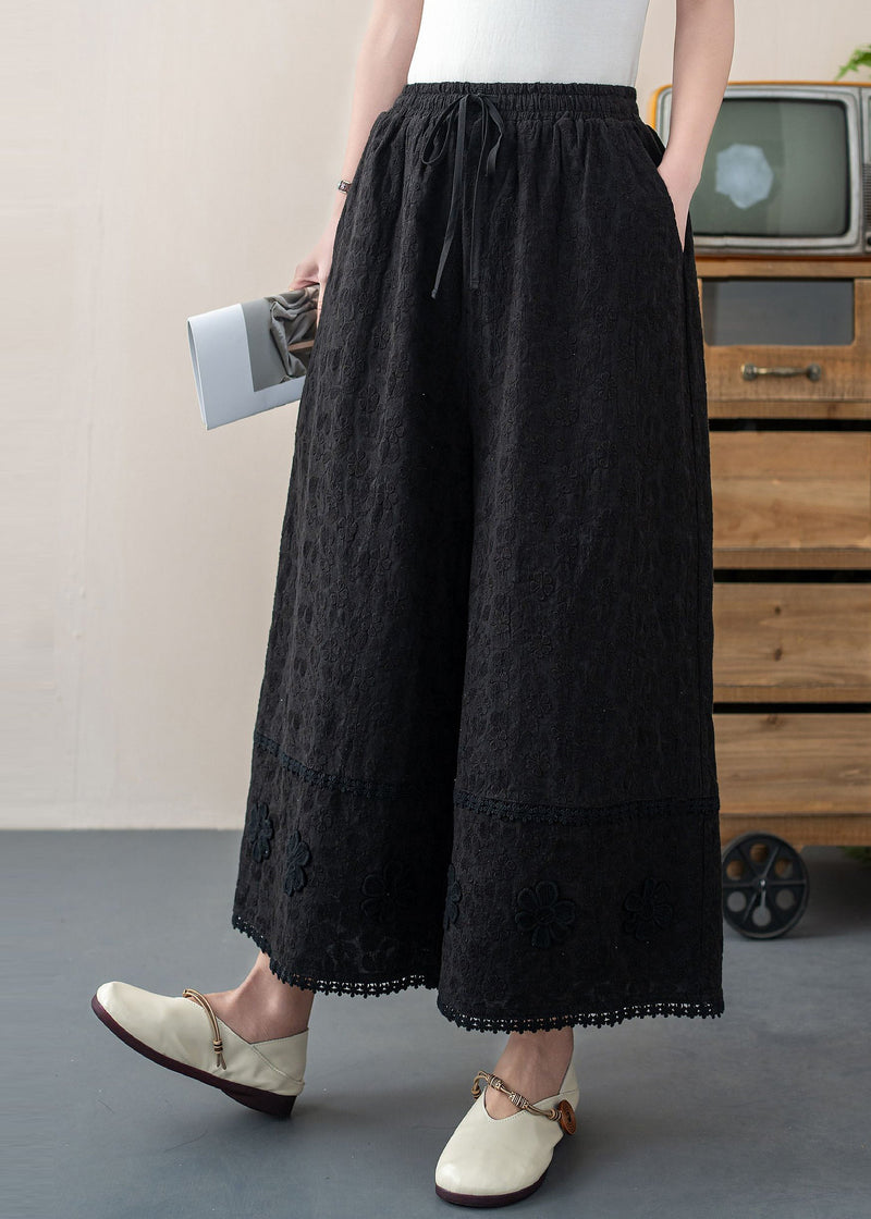 Classic Vintage Trousers with a Flattering Fit