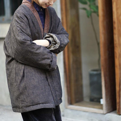 Effortlessly Elegant Coat with a Timeless Design
