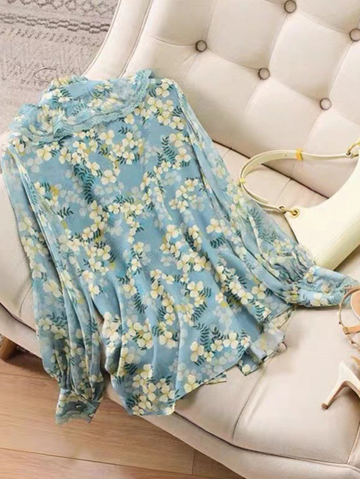 Classic Vintage Blouse with a Flattering Fit