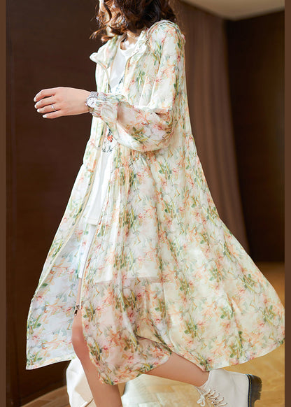Classic Vintage Coat with a Flattering Fit